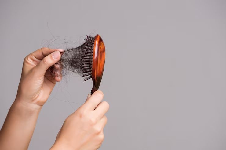 7 Shampo buat Kamu yang Rambutnya Rontok
