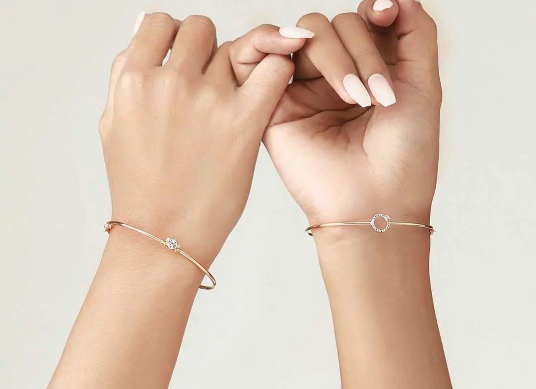 Tips Jitu Memilih Gelang untuk Lengan Besar dan Bulat, Biar Tampil Stylish dan Percaya Diri