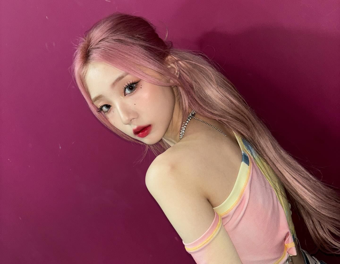 Viral di TikTok, Netizen Sebut Kecantikan Yeojin Loossemble Mirip AI