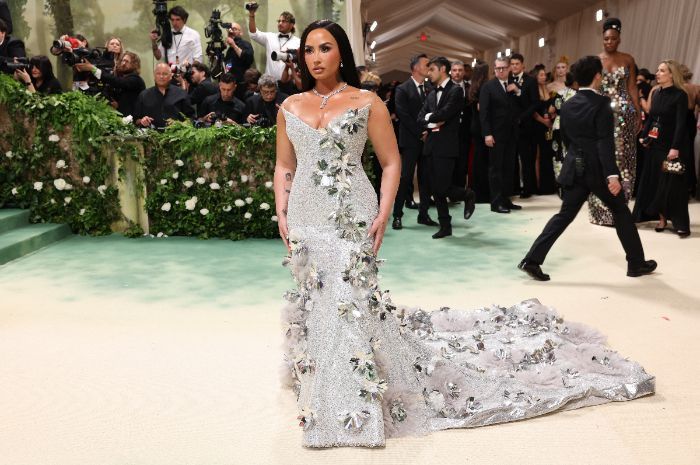 Setelah 8 Tahun, Demi Lovato untuk Pertama Kalinya Hadiri Met Gala