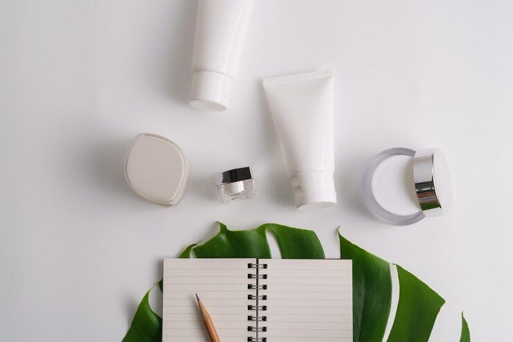 5 Basic Skincare yang Wajib Kamu Pakai untuk Merawat Kulit
