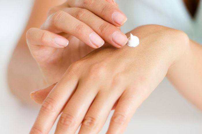 Body Serum Kaya Manfaat, Melembapkan hingga Mencegah Paparan UV