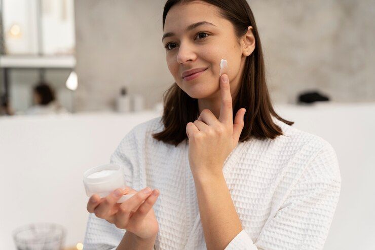 Temukan Pelembap Ideal: Cara Cerdas Memilih Moisturizer Sesuai Jenis Kulitmu