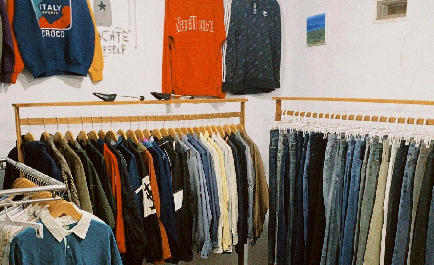 17 Ide Usaha Thrift Baju Ala Gen Z yang Menarik dan Kekinian