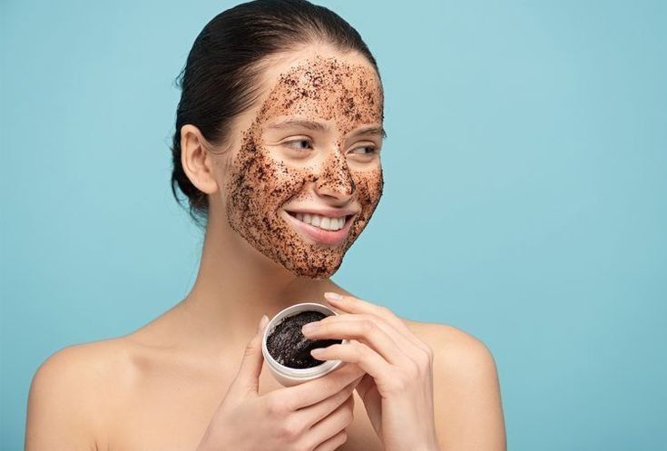 8 Masker Wajah Ampuh untuk Kulit Berjerawat yang Wajib Dicoba