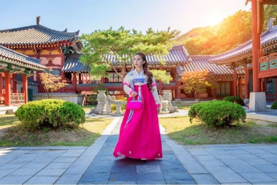 Mengenal Keunikan Hanbok dalam Harmoni Warna, Makna dan Latar Belakang Rakyat Korea