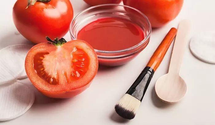 17 Ide Nama Usaha Masker Tomat yang Bikin Skincare Kamu Makin Cuan!