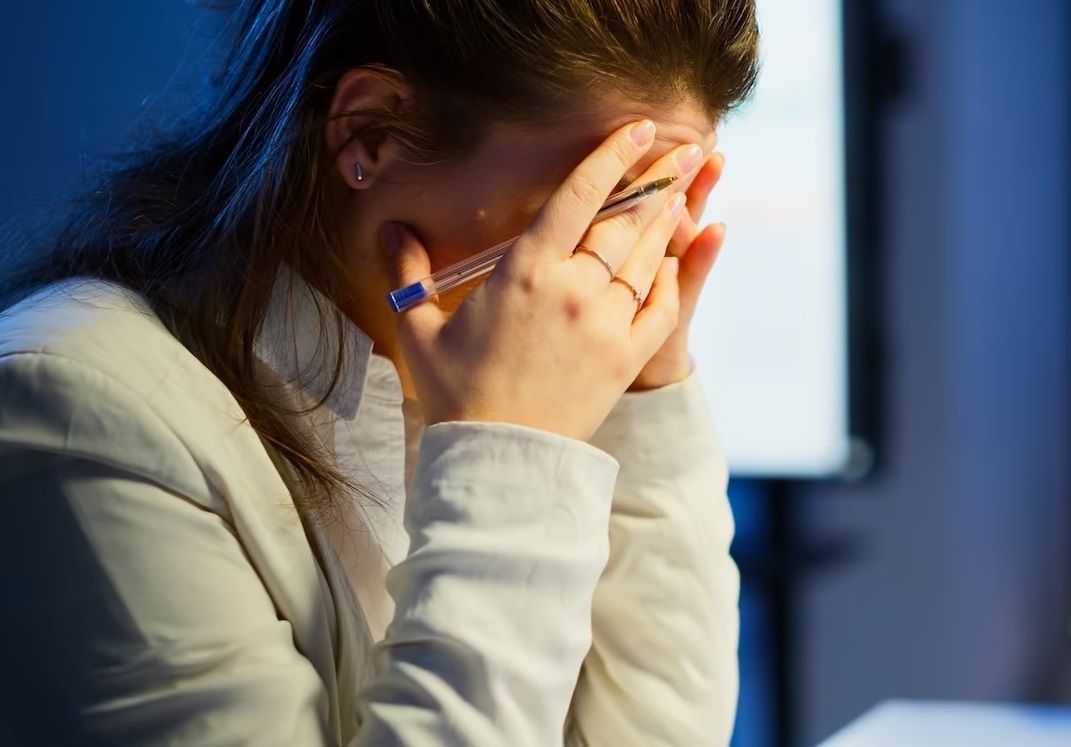 9 Kebiasaan Sehari-hari yang Bisa Merusak Kesehatan Mental, Jangan Dilanjutin Ya!