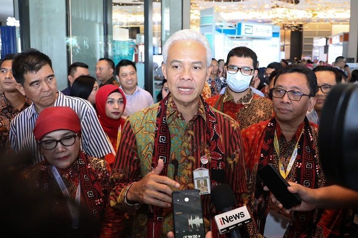 Relawan Ganjar Berikan Perhatian Nyata untuk Warga Blitar dengan Layanan Kesehatan Gratis