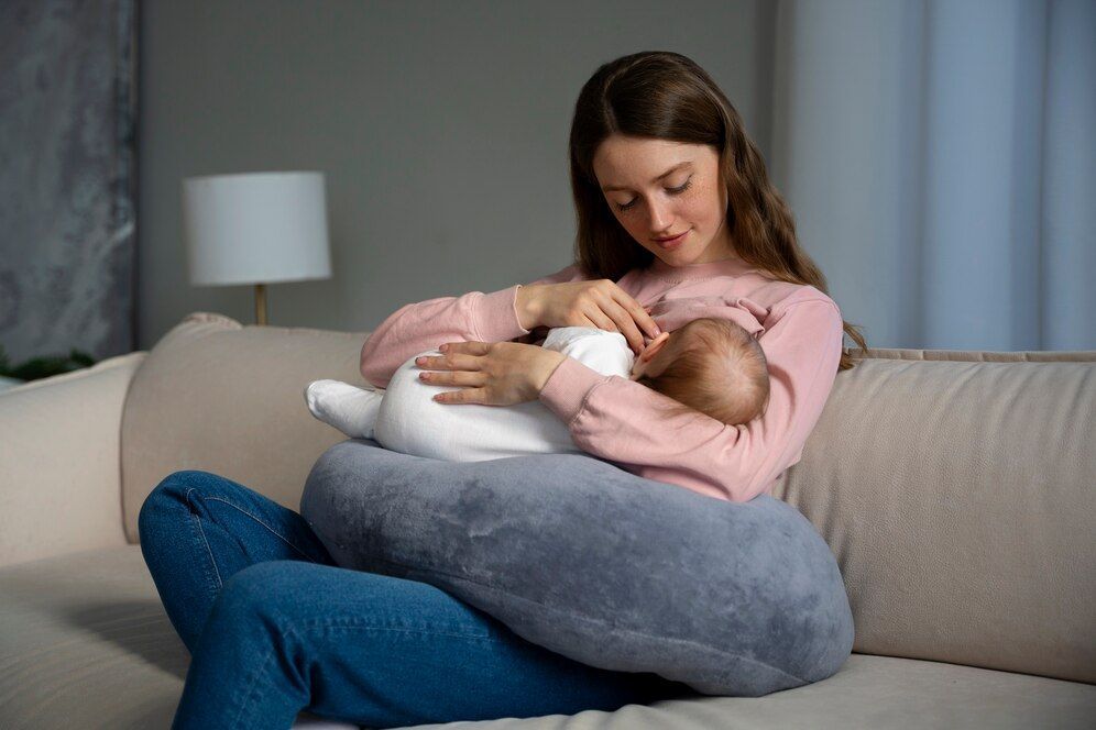 Mengupas Keajaiban ASI Eksklusif, Asupan Penting untuk Tumbuh Kembang Optimal Anak!