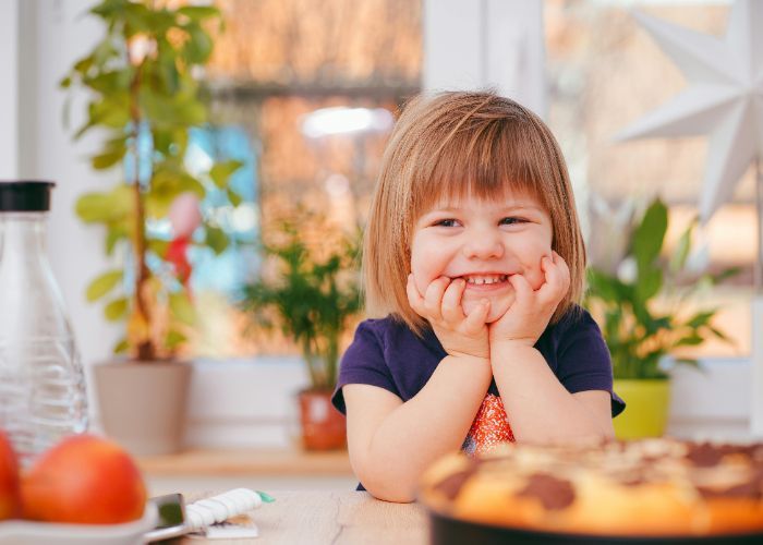 4 Mitos dan Fakta tentang Perkembangan Otak Anak, Orang Tua Wajib Tau!