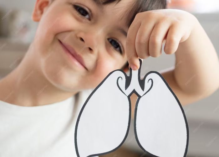 4 Tips Menjaga Kesehatan Paru-paru Anak