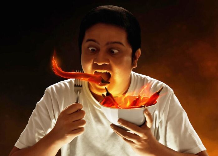 Pengidap Asam Lambung Merapat, Ini 6 Bahaya Konsumsi Makanan Pedas Berlebihan