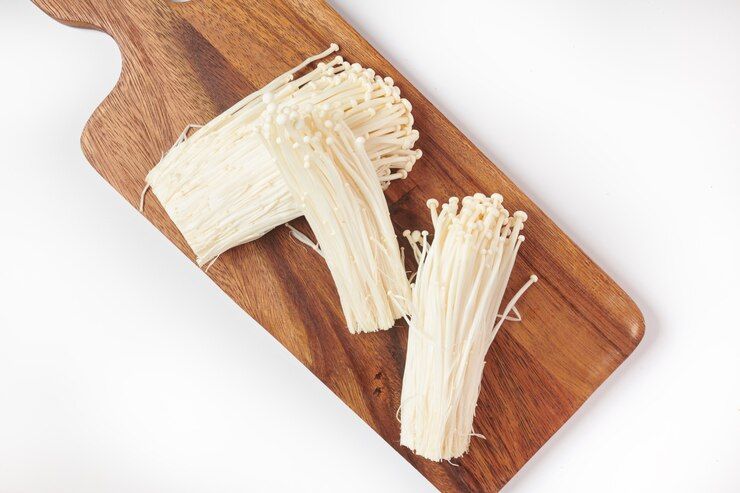 6 Manfaat Tersembunyi Jamur Enoki, Salah Satunya Cegah Pertumbuhan Sel Kanker!
