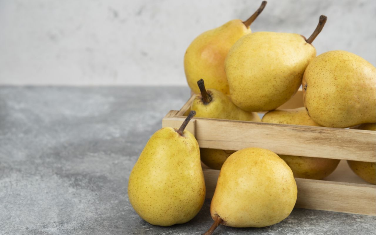 8 Manfaat Buah Pir untuk Kesehatan yang Jarang Diketahui