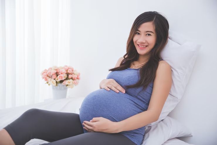 Sedot Lemak Selama Kehamilan dan Menyusui, Amankah?