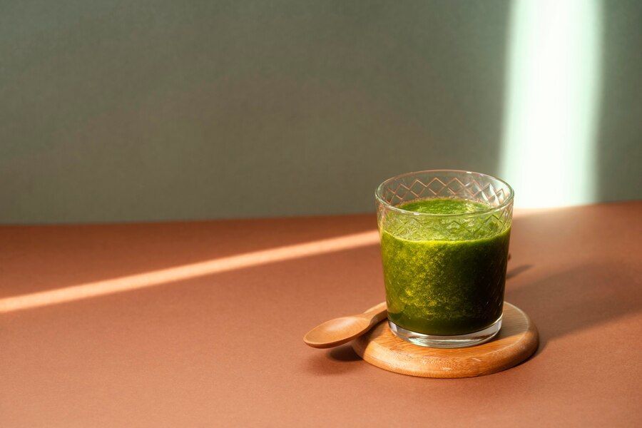 8 Minuman Terbaik untuk Dikonsumsi Ibu Hamil, Aman dan Alami!