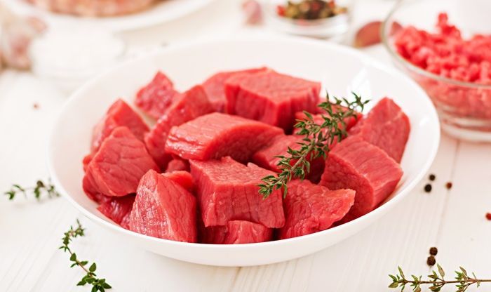 5 Tips Makan Daging Kurban yang Aman untuk Penderita Kolesterol Tinggi