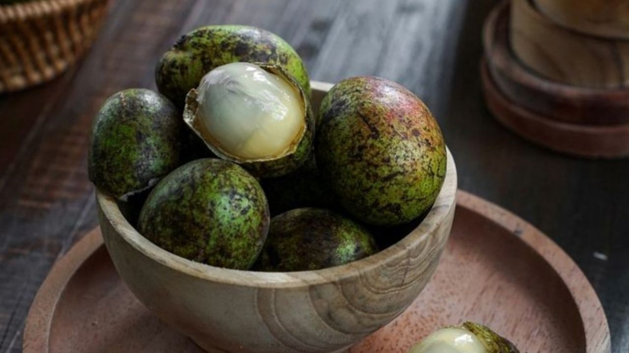 8 Khasit Luar Biasa Buah Matoa untuk Kesehatan Tubuh