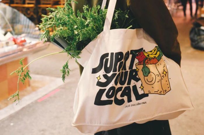 Hati-hati! Sering Pakai Tote Bag Ternyata Berbahaya untuk Kesehatan