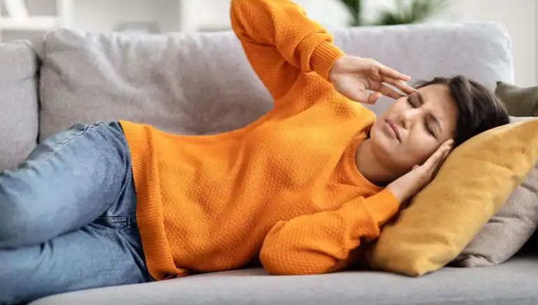 Pernahkah Anda Merasa Pusing Saat Menstruasi? Ini Penyebab dan Cara Mengatasinya