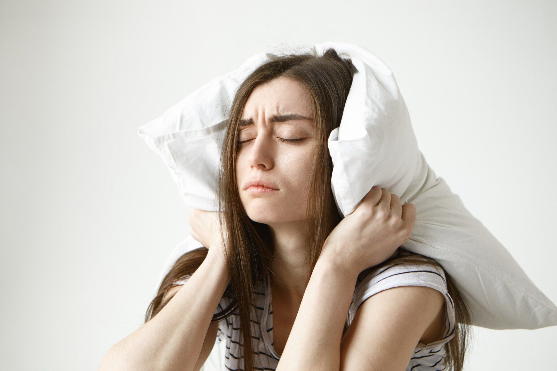 Ngeri! Kurang Tidur Ternyata Bisa Membuat Otak 