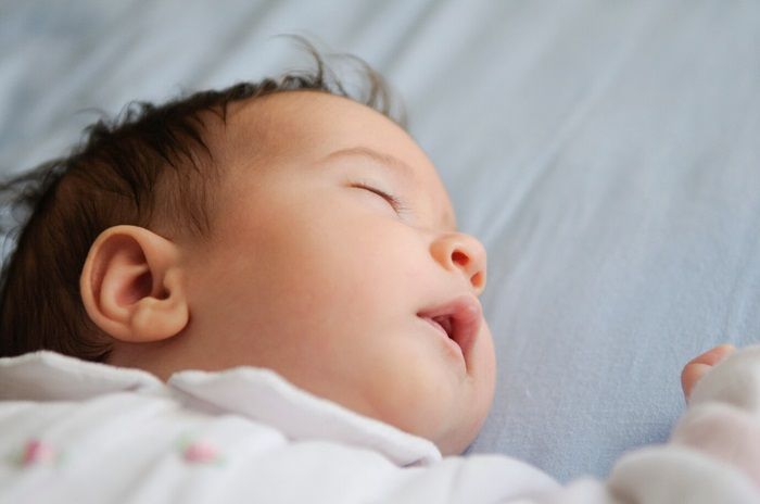 Mengapa Anak Banyak Bergerak saat Tidur? Ini Alasannya Menurut Pakar