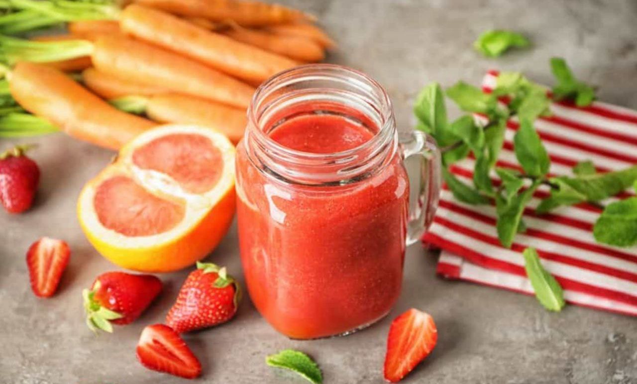 7 Manfaat Jus Wortel dan Stroberi untuk Kesehatan, Kaya Nutrisi dan Segar