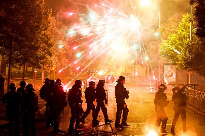 Pihak Keamanan Prancis Tahan 176 Orang Akibat Kerusuhan di Paris