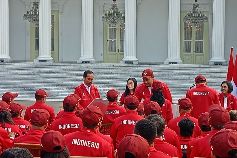 Bagikan Bonus ke Atlet ASEAN Para Games, Presiden Jokowi: Investasikan Duitnya