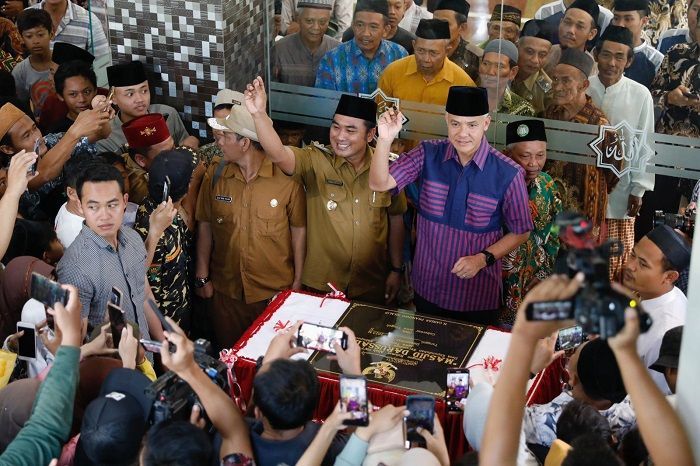 Resmikan Masjid Hasil Swadaya Masyarakat di Tegal, Ini Harapan Ganjar
