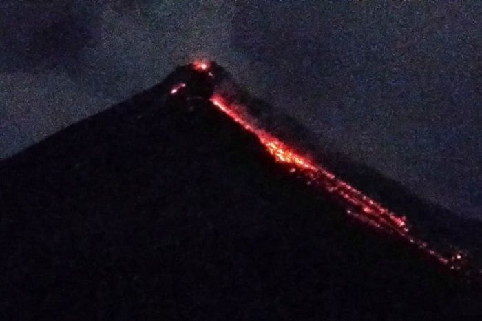 Gempa Guguran Gunung Karangetang Tercatat Sampai 1.792 Kali