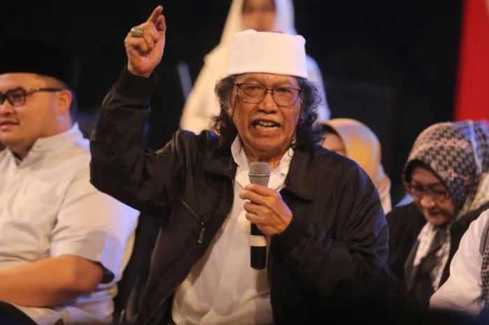 Budayawan Cak Nun Pingsan hingga Dilarikan ke RS Sardjito, Terjadi Pendarahan di Otak