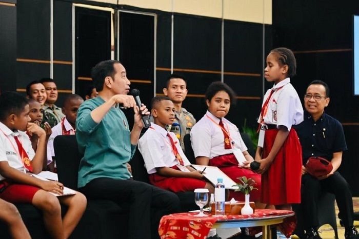Ditanya Kenapa Ibu Kota Tak Pindah ke Papua oleh Murid SD, Begini Jawaban Presiden Jokowi