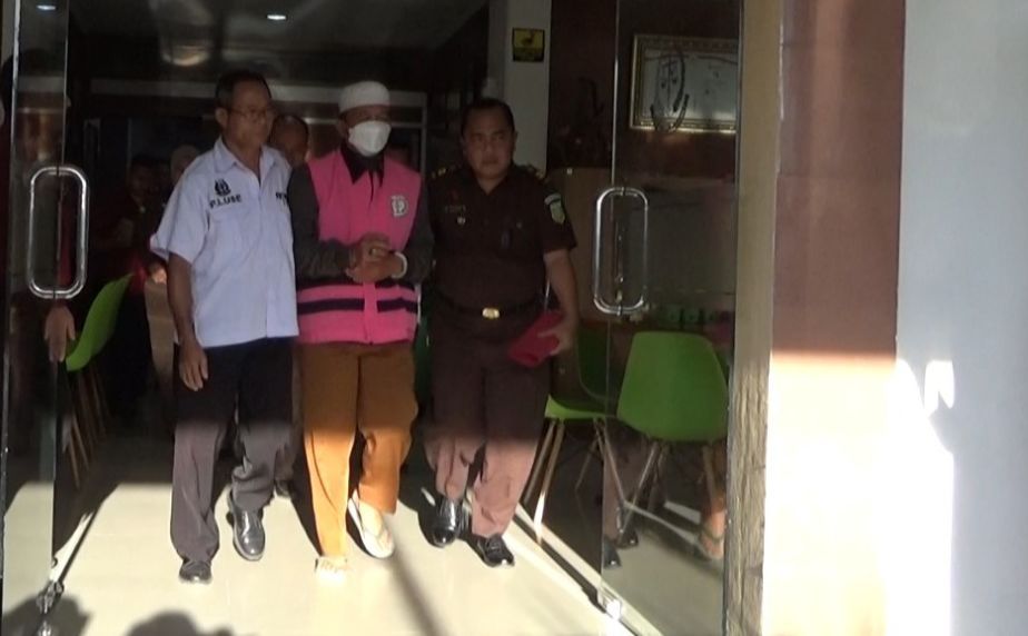Korupsi Proyek Paving Fiktif, Kades di Jember Rugikan Negara Rp200 Juta Lebih