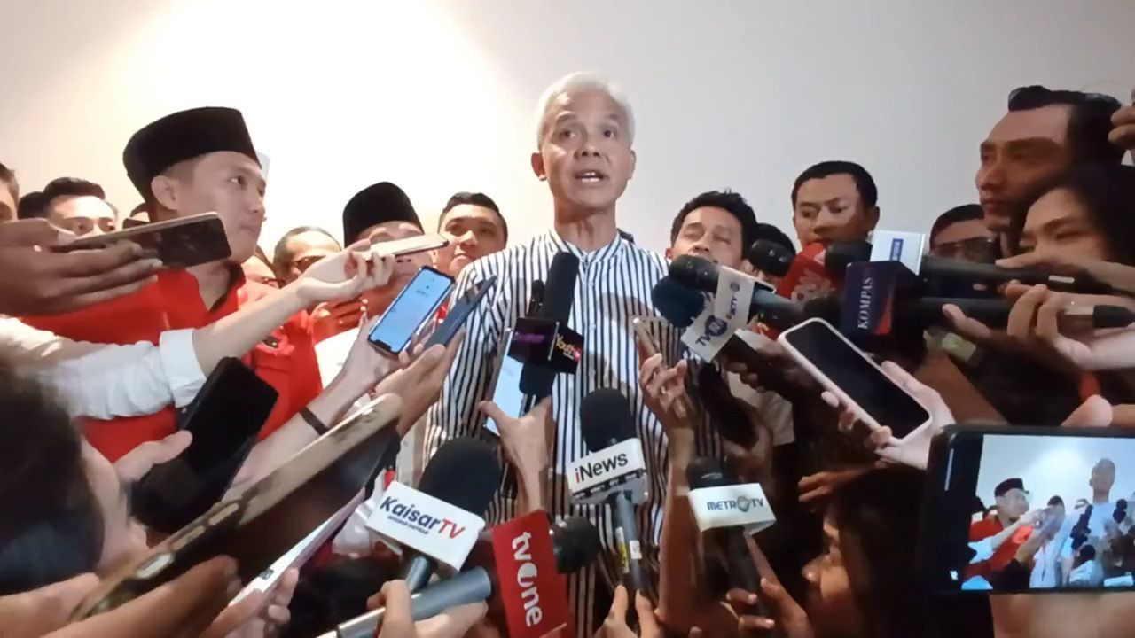 Ganjar Pranowo Ajak Relawan dan Juru Kampanye Jujur Tidak Sebar Politik Indentitas
