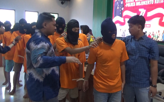 Geng Motor di Mojokerto Diringkus Usai Hajar Dua Pemuda Hingga Kritis