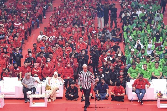Survei: Elektabilitas Ganjar Meroket 34,1 Persen, Perlebar Jarak dengan Prabowo dan Anies