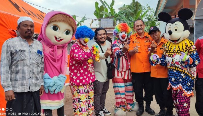 Tangani Trauma Healing Anak Korban Kebakaran, Dihibur 4 Badut dan Pertunjukan Sulap