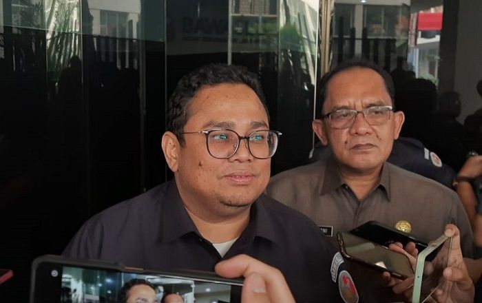 Bawaslu Tak Persoalkan Baju Garis Hitam Putih Ganjar Pranowo: Bukan Pelanggaran!
