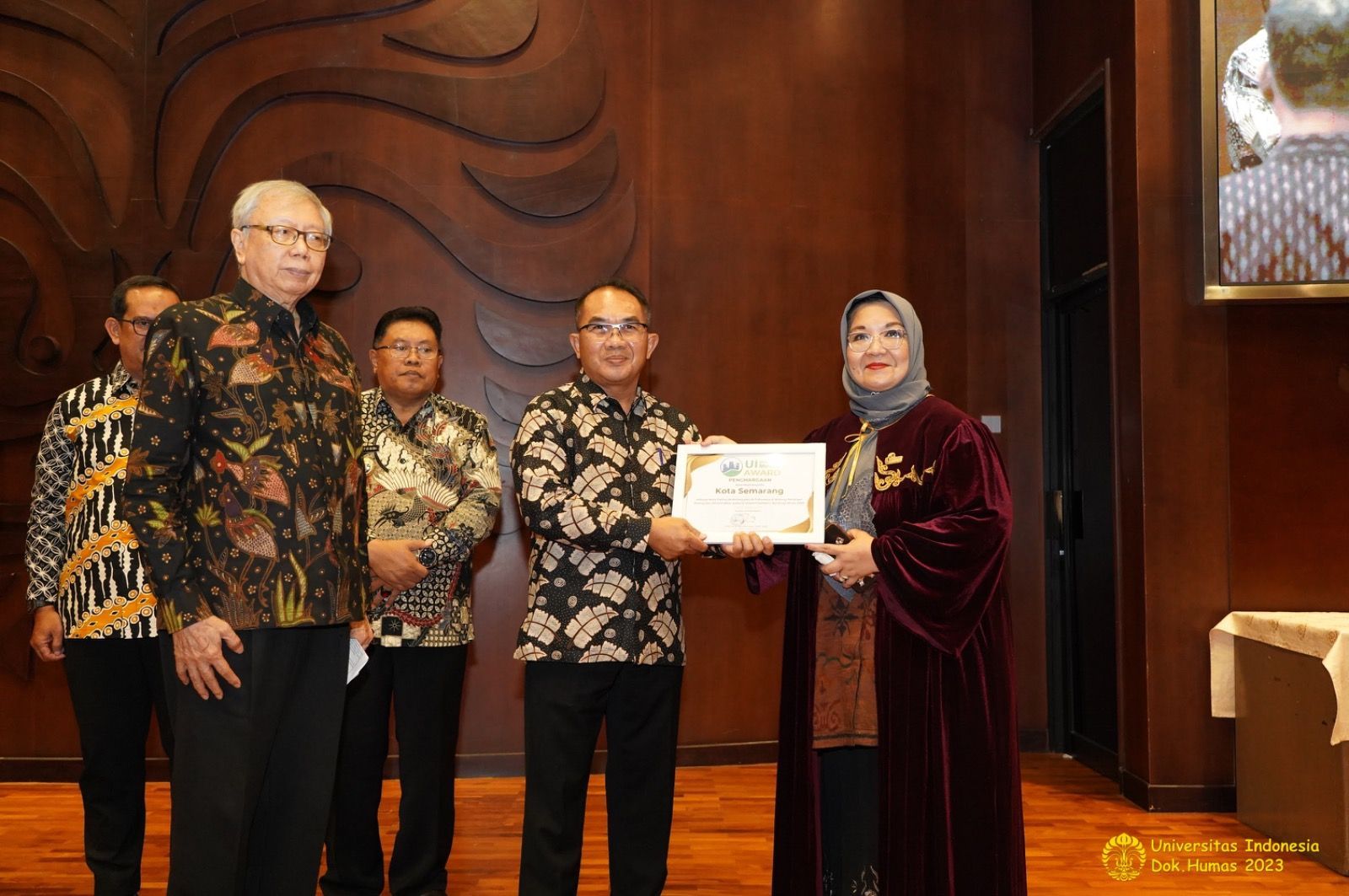  Kota Semarang Sabet Penghargaan Kota Paling Berkelanjutan di Bidang Tata Ruang dan Infrastruktur dari UI
