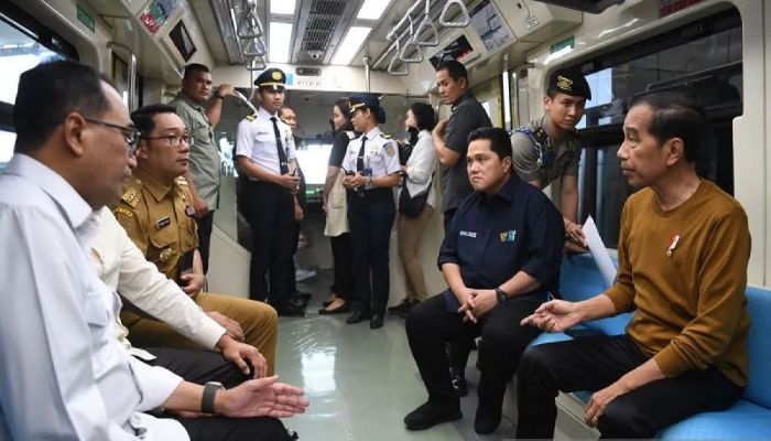 Presiden Jokowi Nyaman 3 Kali Jajal LRT Jabodebek, Minta Segera Perbaiki Kekurangan demi Keamanan Masyarakat