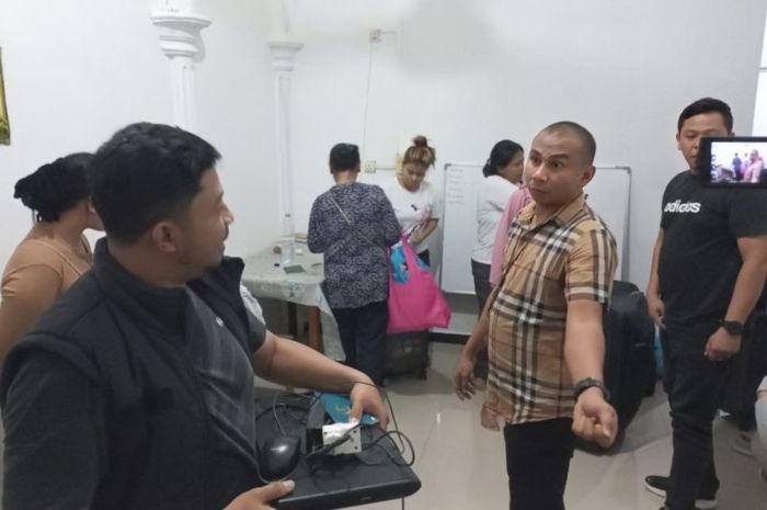 Rumah Penampungan Calon PMI di Batam Digrebek Polisi, Korban Mau Diberangkatkan ke Singapura