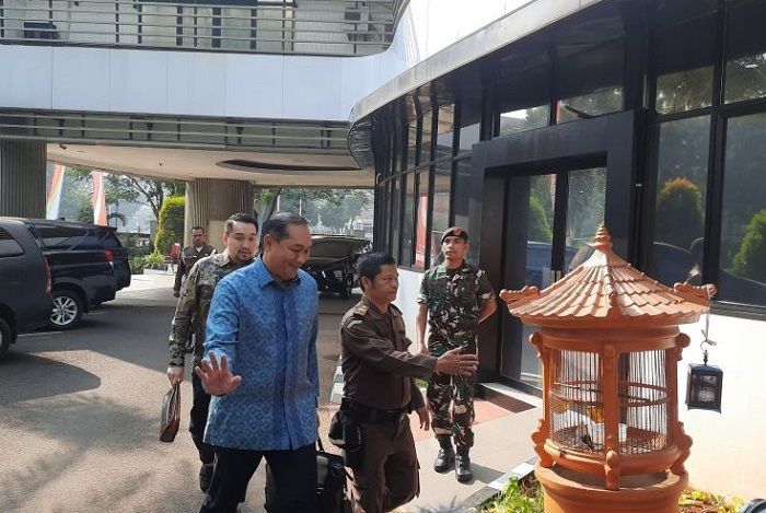 Eks Mendag Muhammad Lutfi Datangi Kejagung buat Diperiksa Kasus Korupsi Persetujuan Eskpor CPO