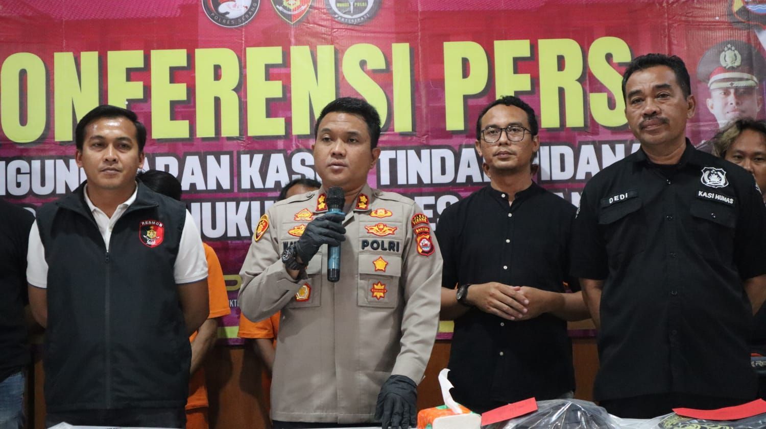 Ogah Patungan Beli Miras, Pria di Banten Dikeroyok Hingga Tewas dan Dibuang