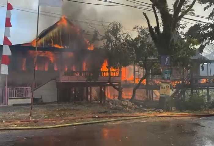 2 Rumah Panggung Milik Lansia di Sulsel Ludes Dilalap Api, Diduga karena Lupa Matikan Kompor
