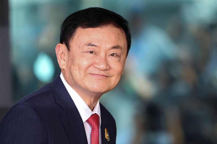 Usai 15 Tahun Jadi Buronan Politik, Eks PM Thaksin Sihanwatra Kembali ke Thailand