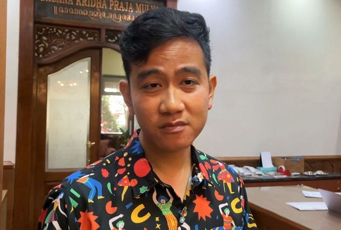 Budiman Sudjatmiko Gak Jadi Dipecat PDIP, Gibran Ucapkan Selamat