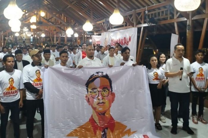Ratusan Orang di Jatim Dorong Gibran Terjun ke Politik Nasional: Jadi Presiden atau Wakil Presiden