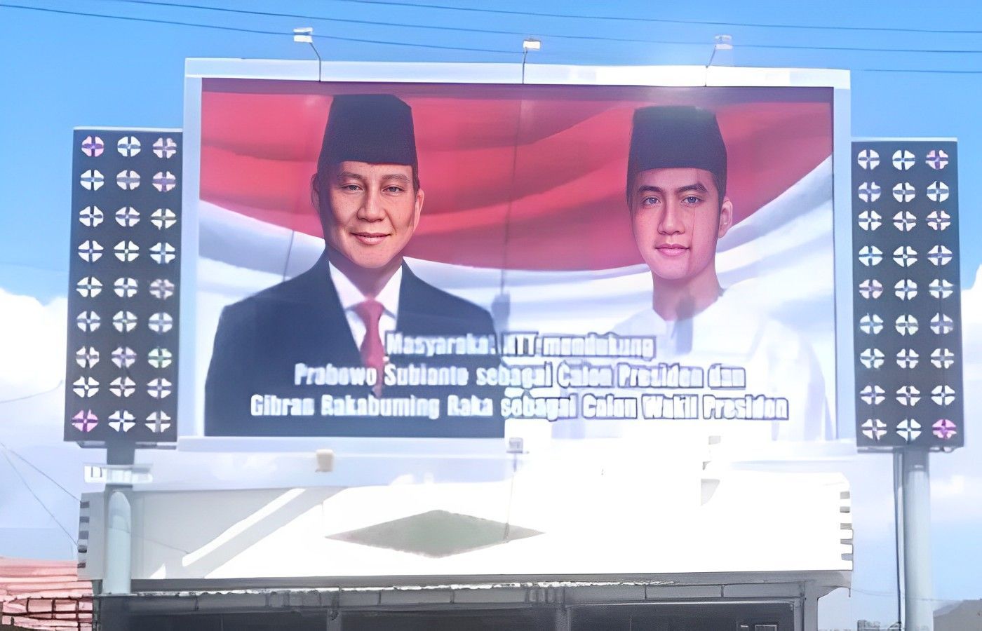 Muncul Balihonya Berpasangan dengan Prabowo di Labuan Bajo, Gibran: Aku ora Mudeng!